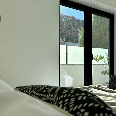 Santa Rita Sunset & Appartement Maceira (Lisbon)