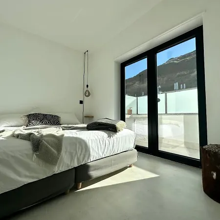 Santa Rita Sunset & Maceira (Lisbon)