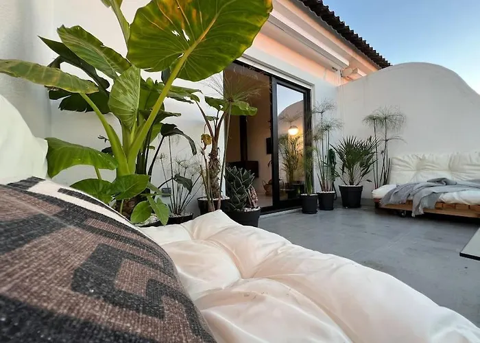 Апартаменты Santa Rita Sunset & *