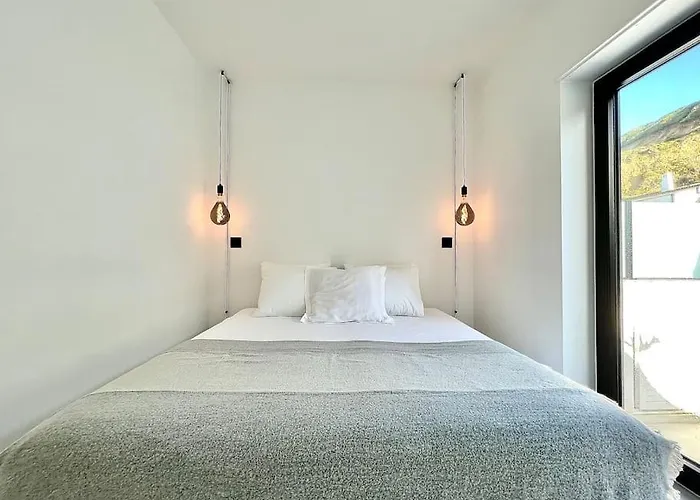 Santa Rita Sunset & * Масейра