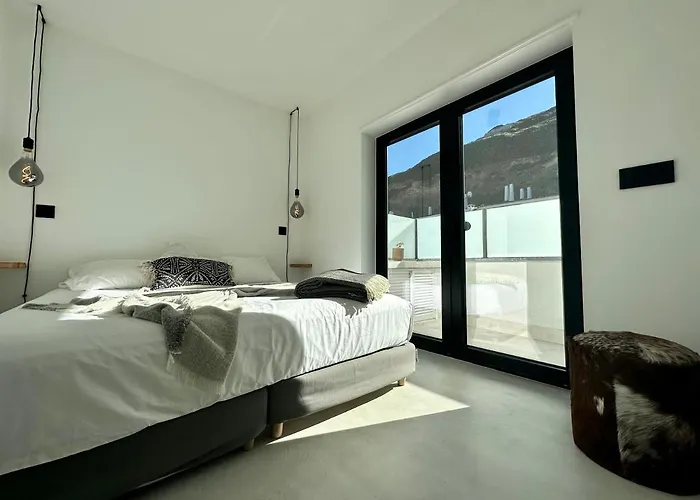 Santa Rita Sunset & Масейра